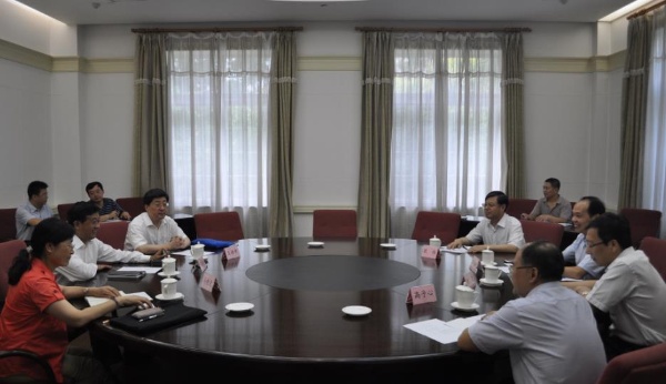 苏恒轩总裁一行拜会辽宁省政府有关领导