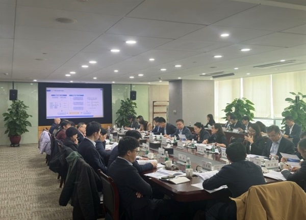 全国社保基金理事会王文灵副理事长一行到访中国人寿养老险公司